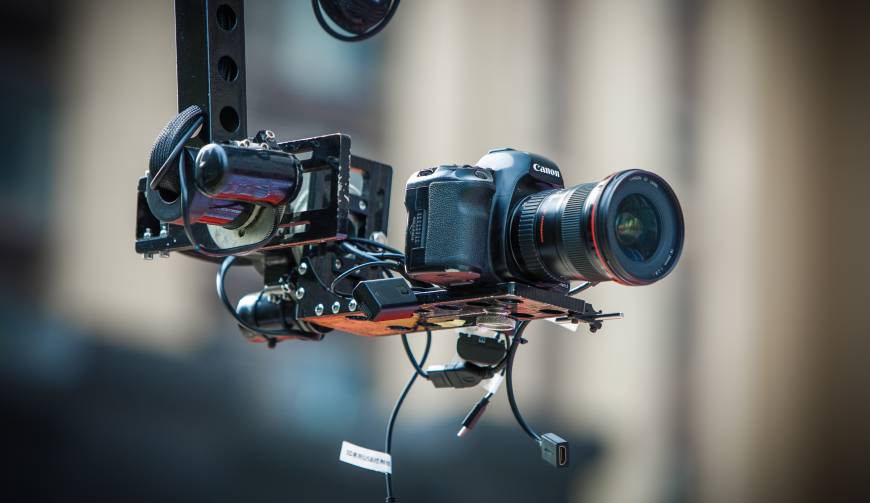 科技赋能生活：富川产品视频拍摄开启智能新时代